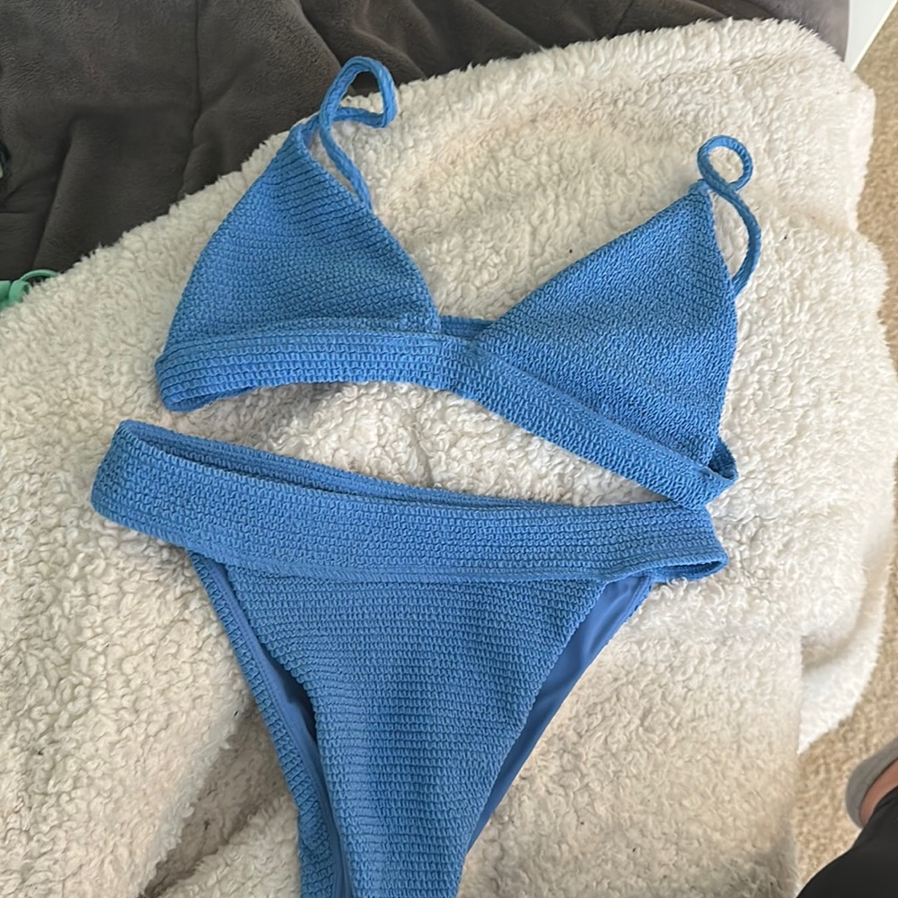 Pacsun Bikini set- Size Small
